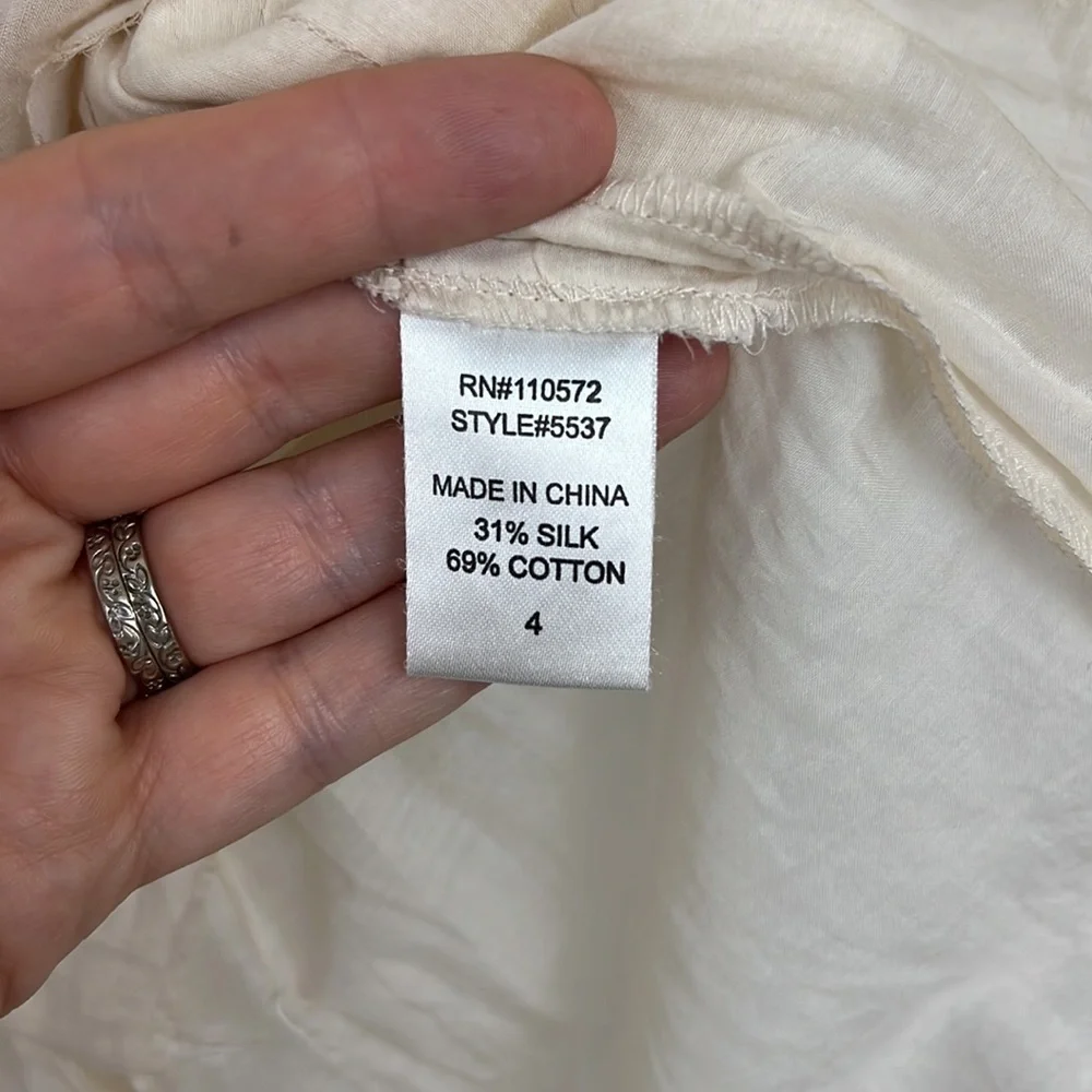 12th STREET BY CYNTHIA VINCENT sleeveless blouse layering in cream 4 - Picture 10 of 11